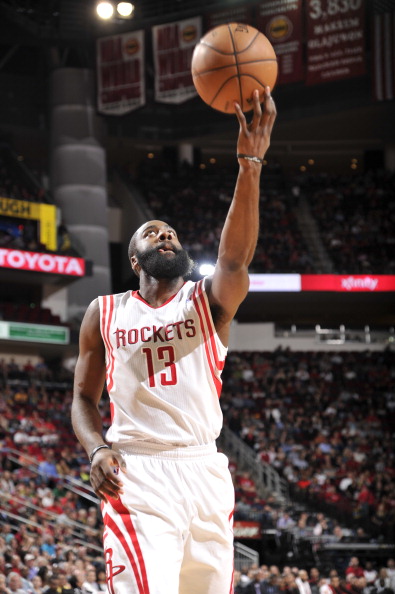 文班35+18约基奇41+18马刺胜掘金 国王擒灰熊