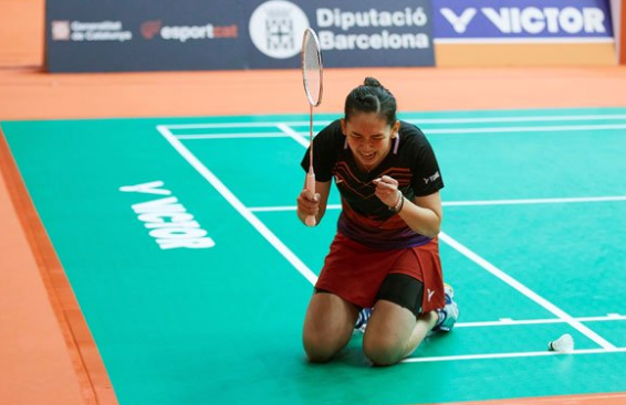 她在长回合 她在长回合