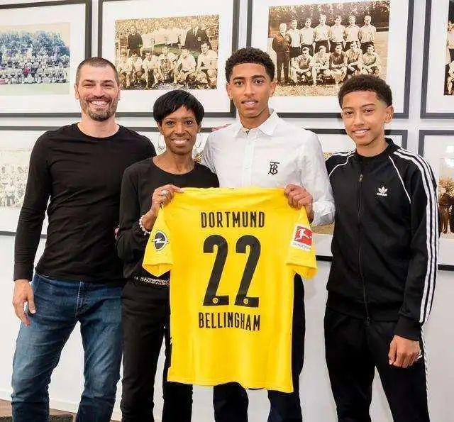 背后的诸多 背后的诸多