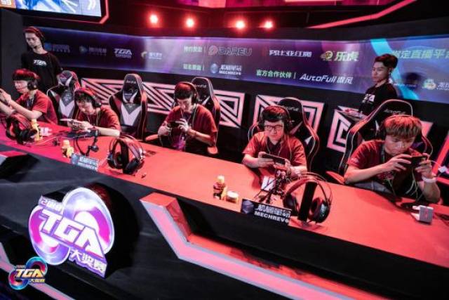 洛蒂的信任 洛蒂的信任