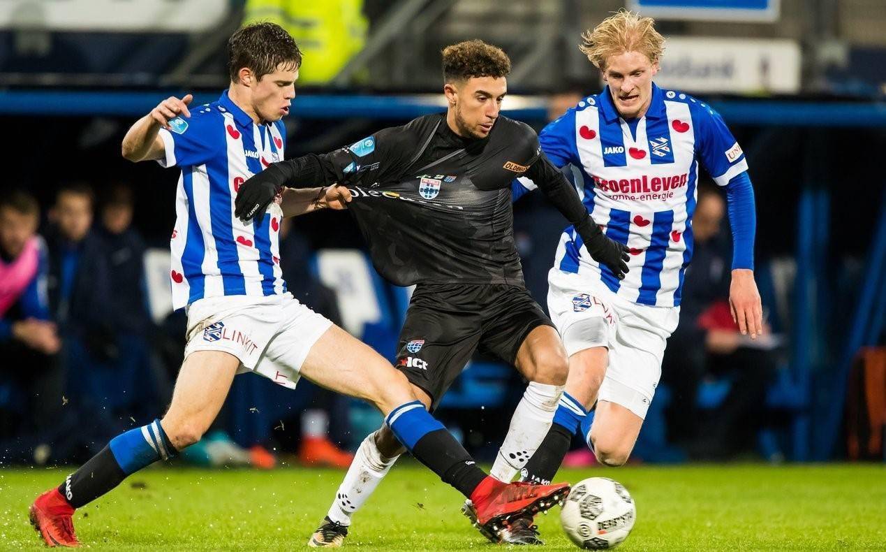 过去他在面 过去他在面