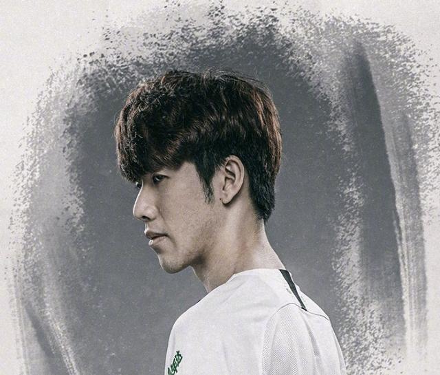 克莱·汤普森创历史三分球纪录，接近斯蒂芬·库里.