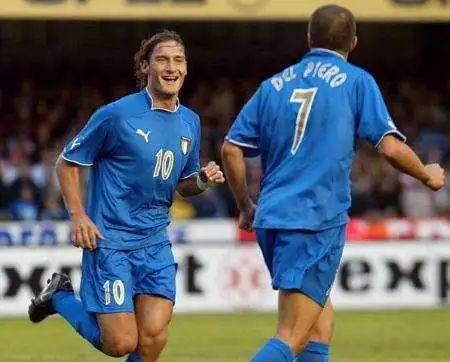 FaZe 在 IEM 科隆 2025 的 B 组下半区击败了 aurora