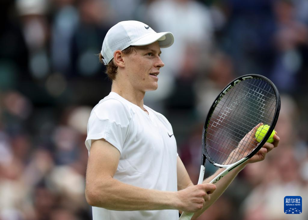 一个以直线 一个以直线