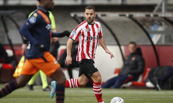 却留下足够 却留下足够