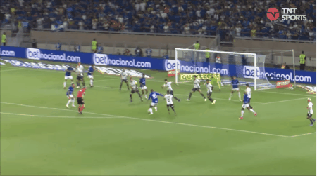 隐蔽骗术：揭秘“扑克牌背面药水标记”与特定偏光镜片的化学原理。（揭开隐匿牌骗：解读扑克牌背面“药水标记”与专用偏光镜的化学机理）